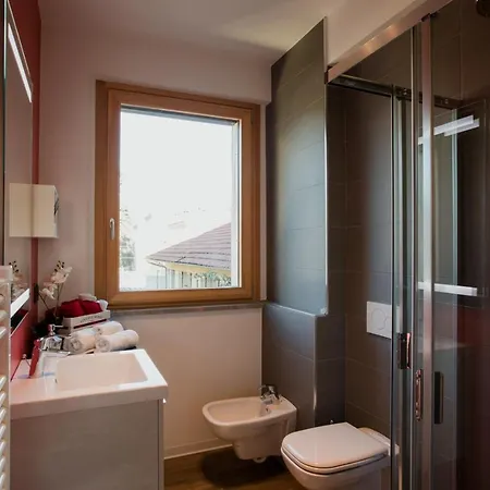 Leterrazze Boutique - Torino 4* Cirie
